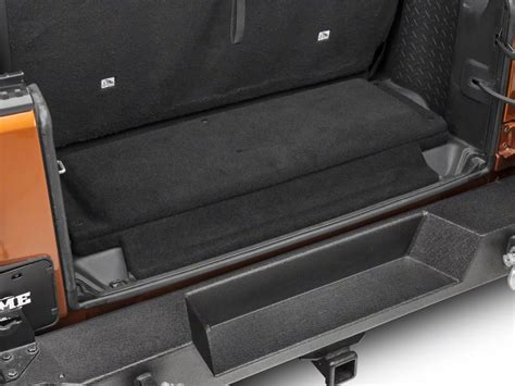 factory jeep cargo.area subwoofer